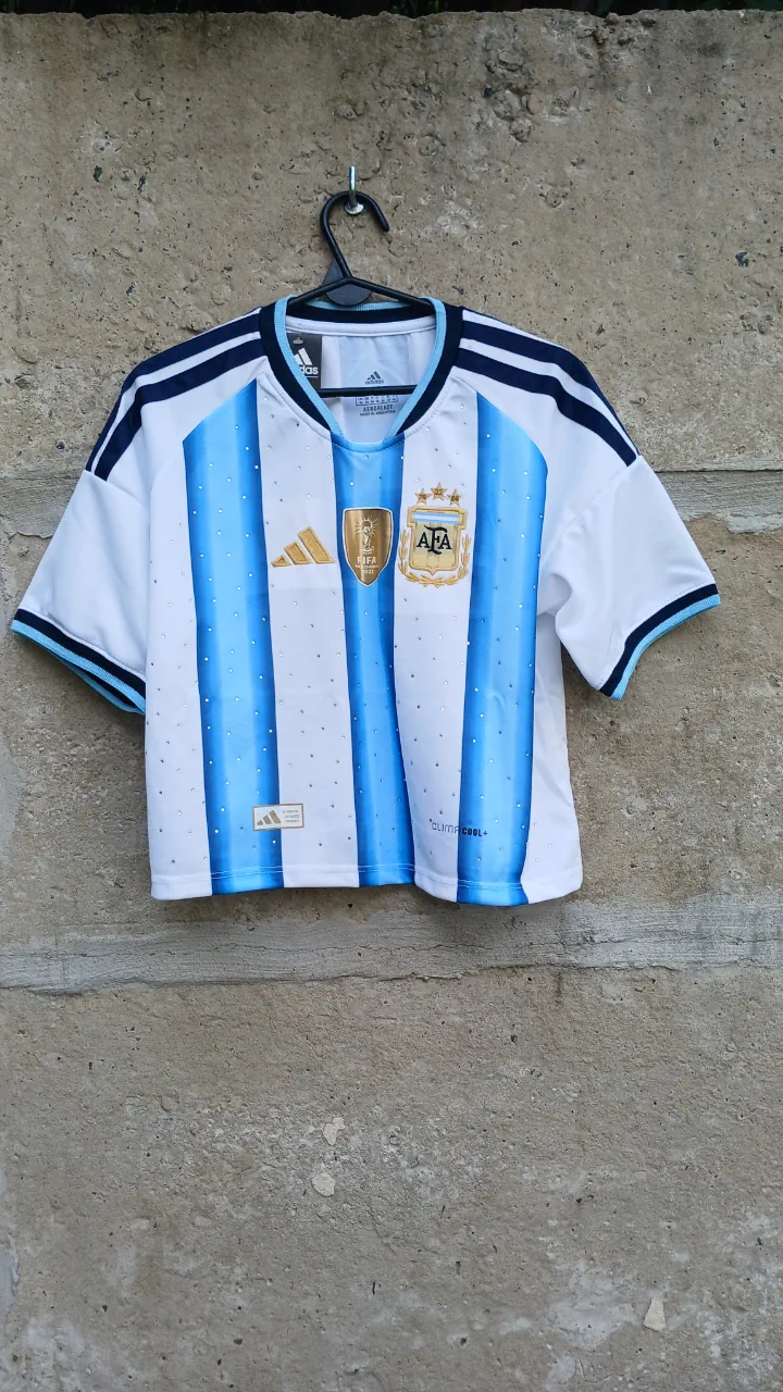 adidas · Talle M