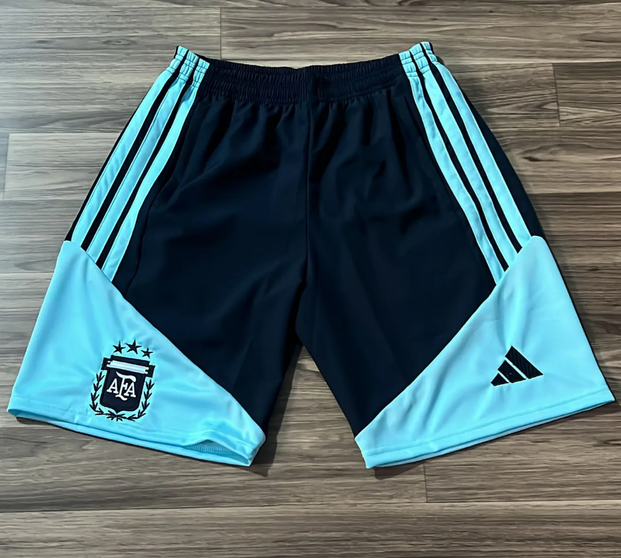 adidas · Talle XXL