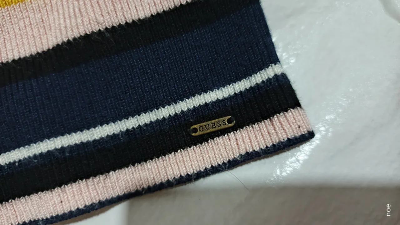Sweater GUESS - imagen 4