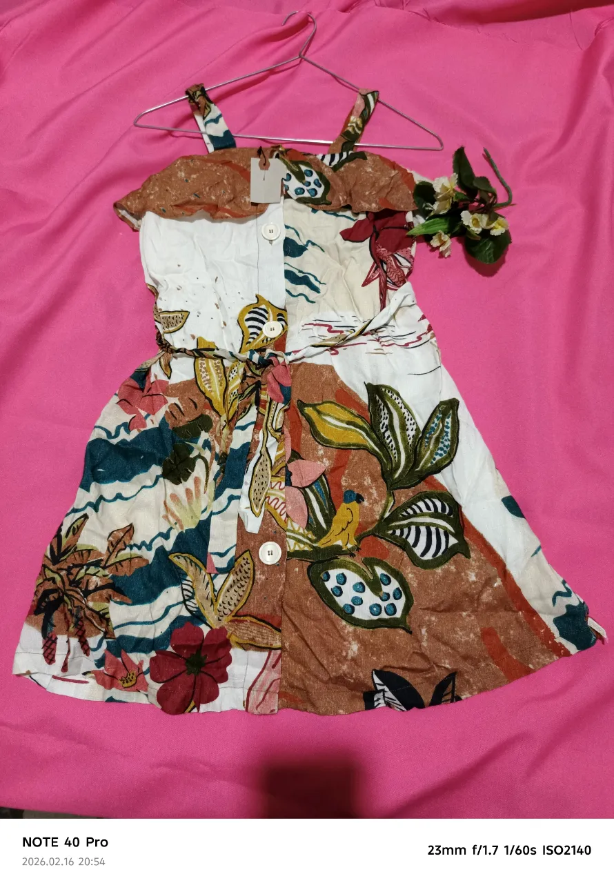 Vestido corto Zara · Talle 9 años / 134 cm