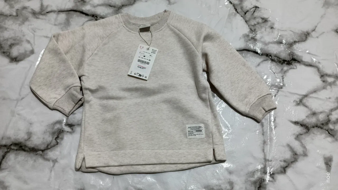 Buzo Zara · Talle 3 años / 98 cm