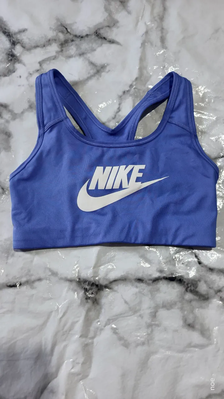 Top Nike - imagen 1
