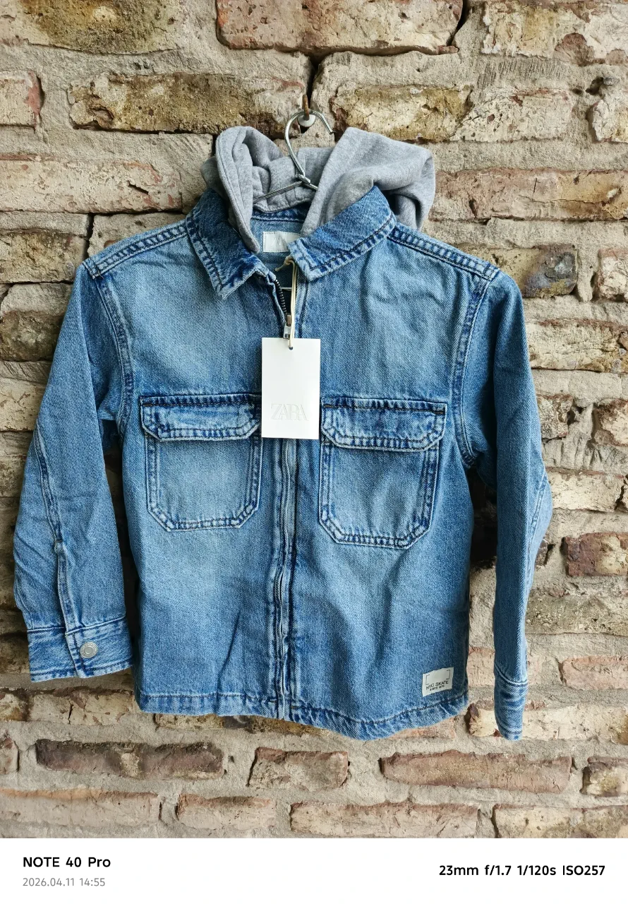 Campera de jean Zara · Talle 7 años / 122 cm