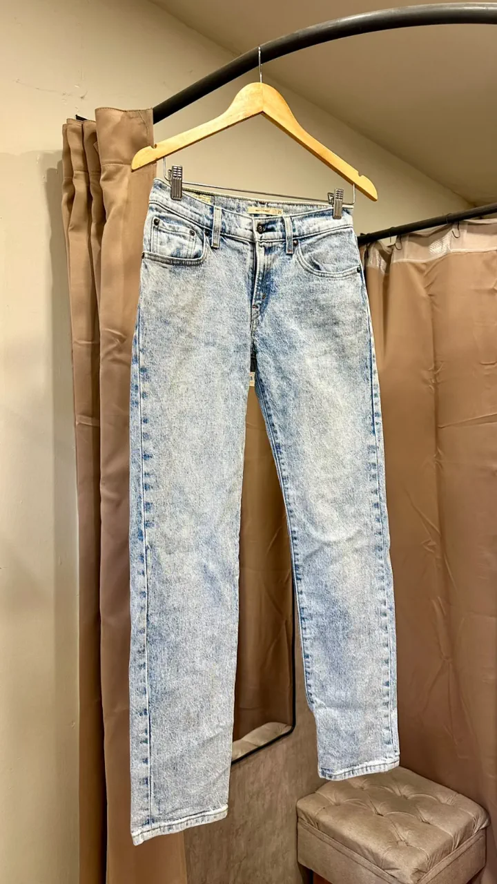 Jean Levi's - imagen 1