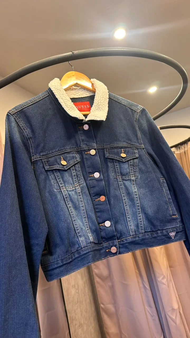 Campera GUESS · Talle XL