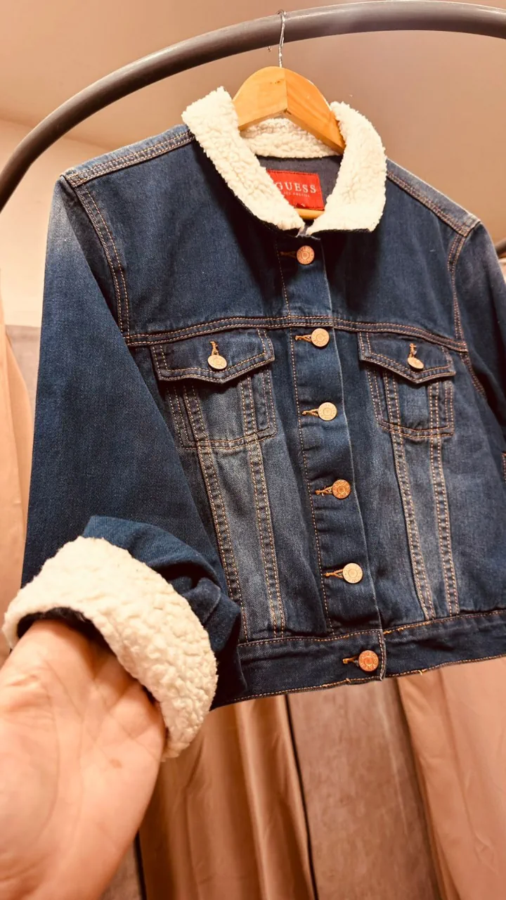 GUESS · Talle XL