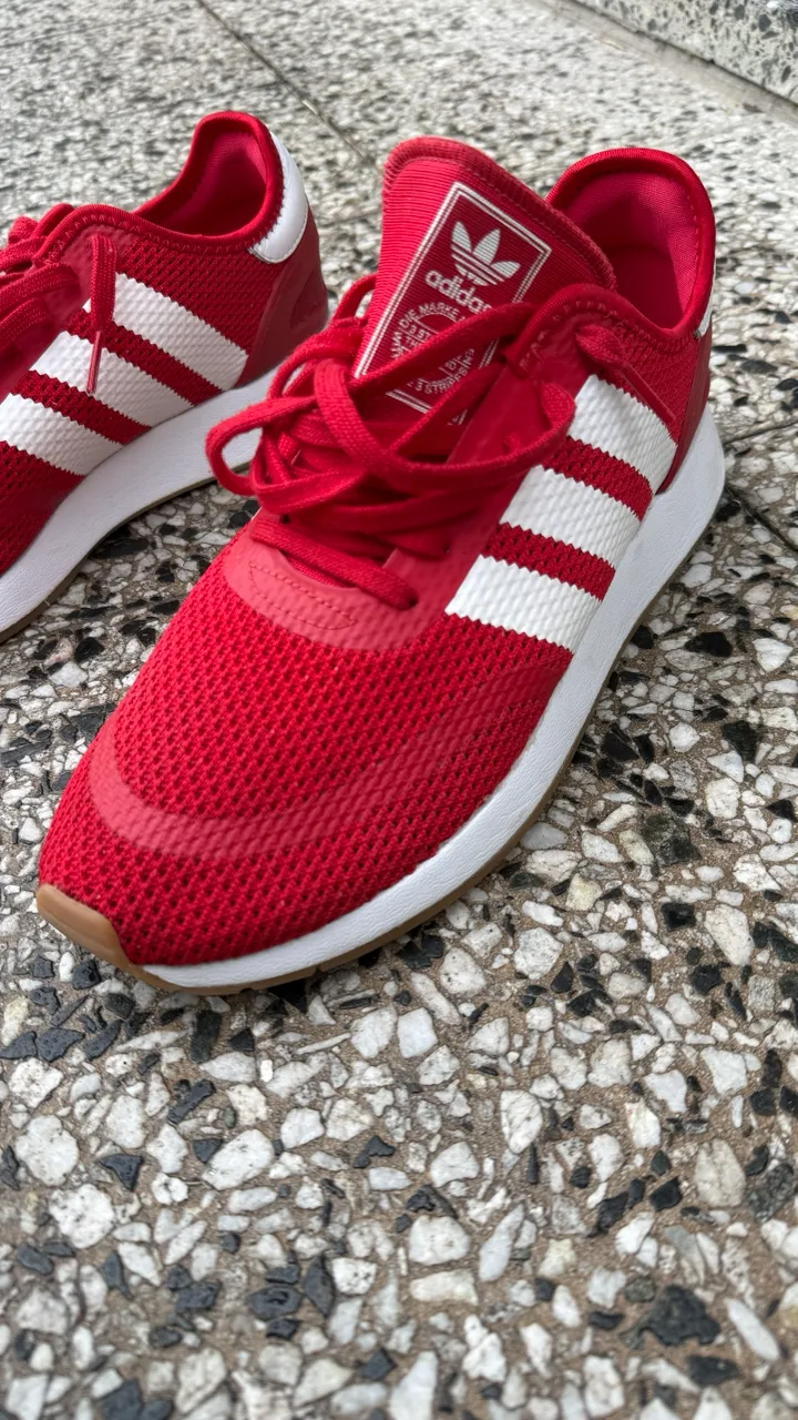 adidas · Talle US 10
