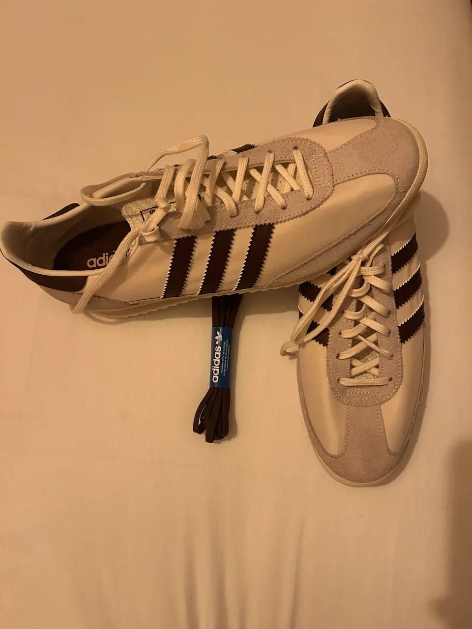 Zapatillas adidas · Talle AR 44