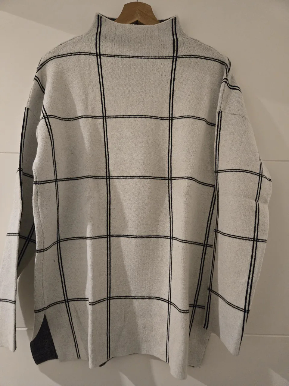 Sweater Tahari - imagen 1
