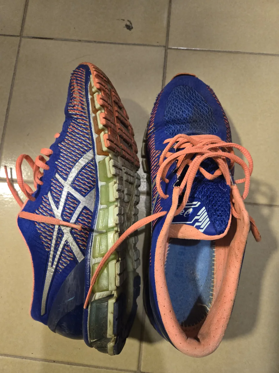 Asics · Talle AR 39