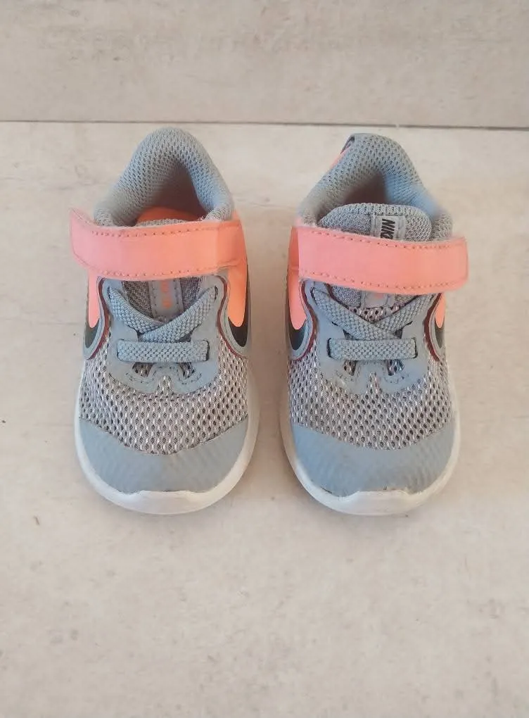 Nike · Talle AR 18