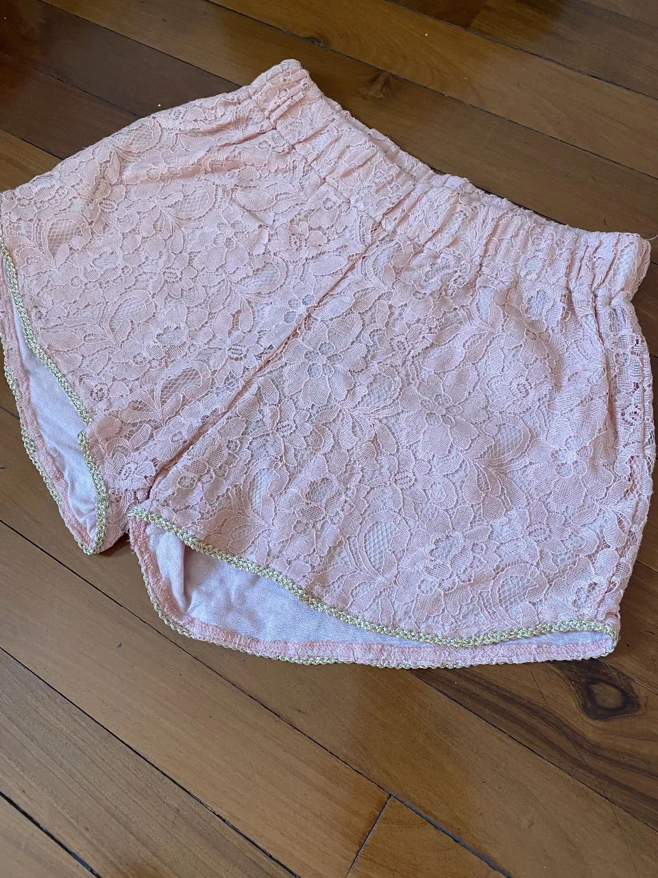 Short 47 Street · Talle S