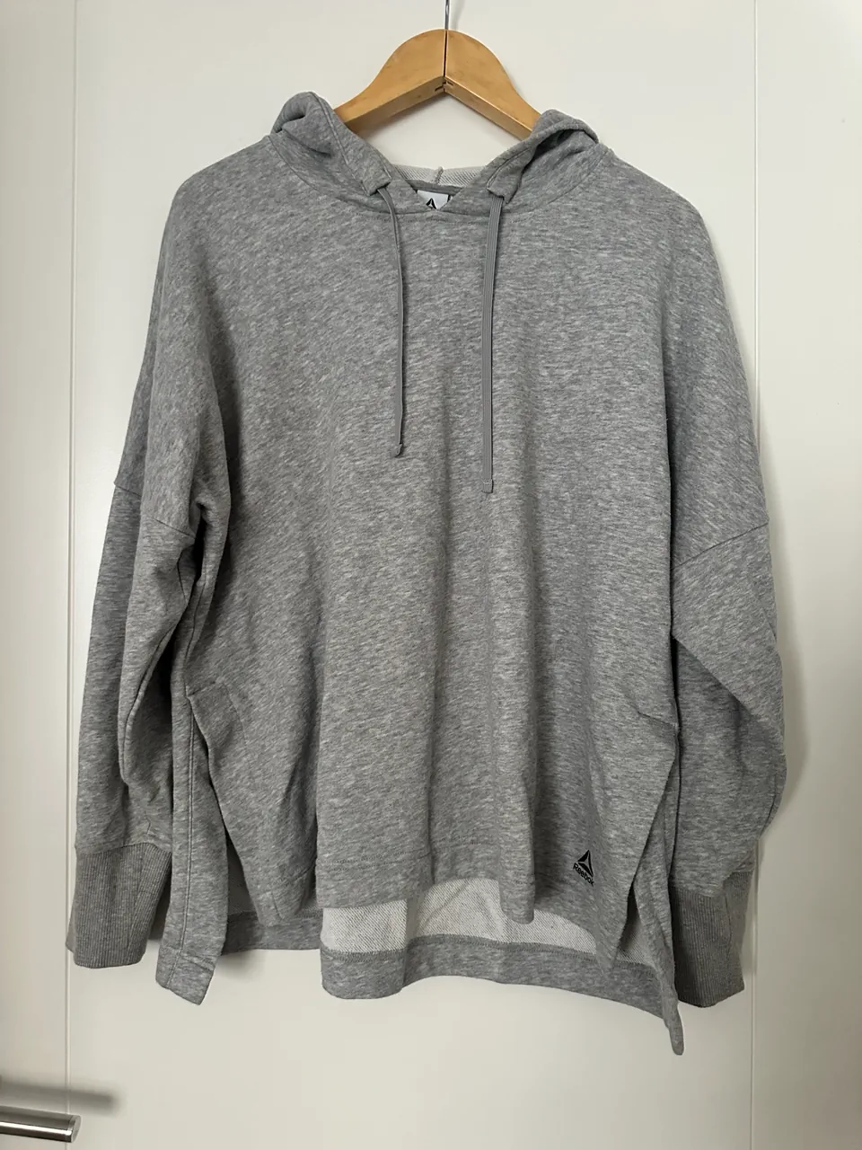 Buzo Reebok · Talle S
