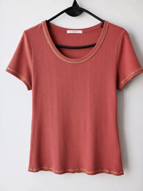 Awada · Talle 4