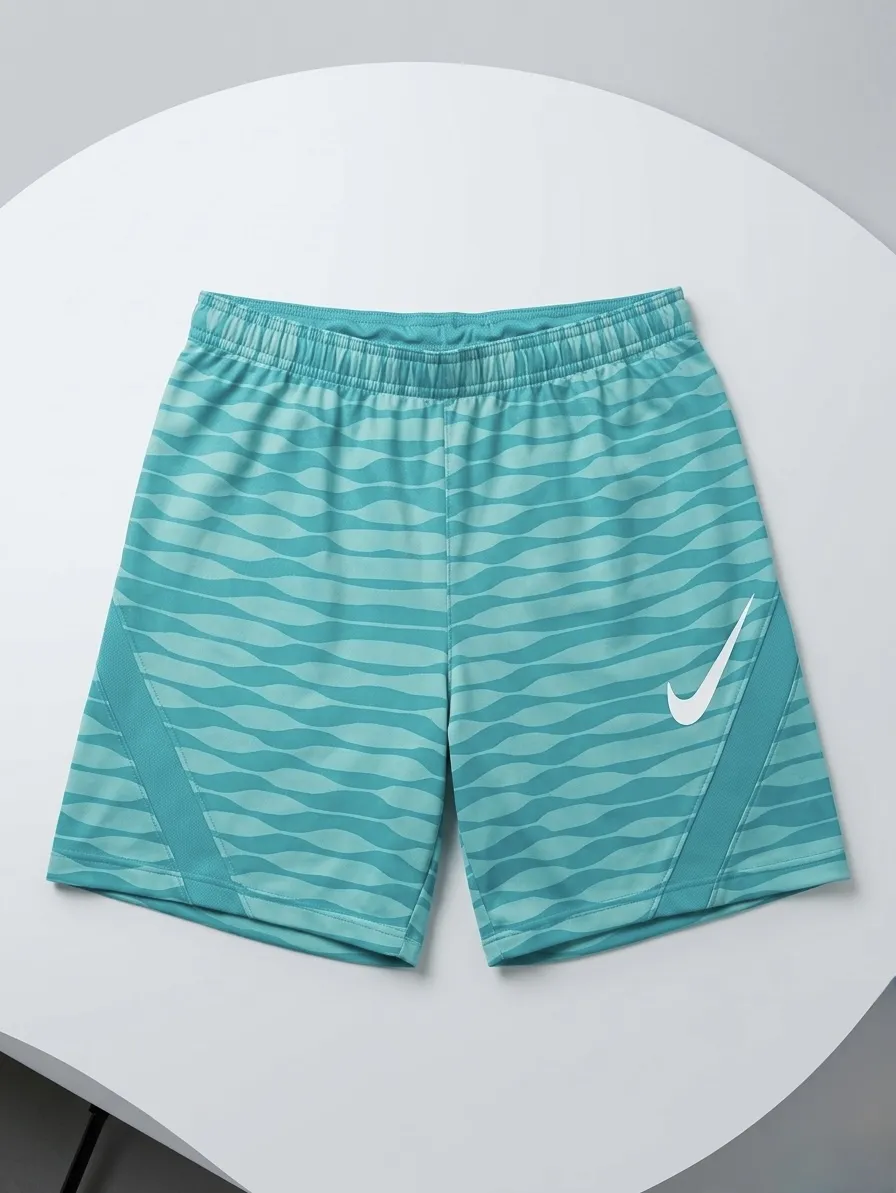 Bermuda Nike · Talle M