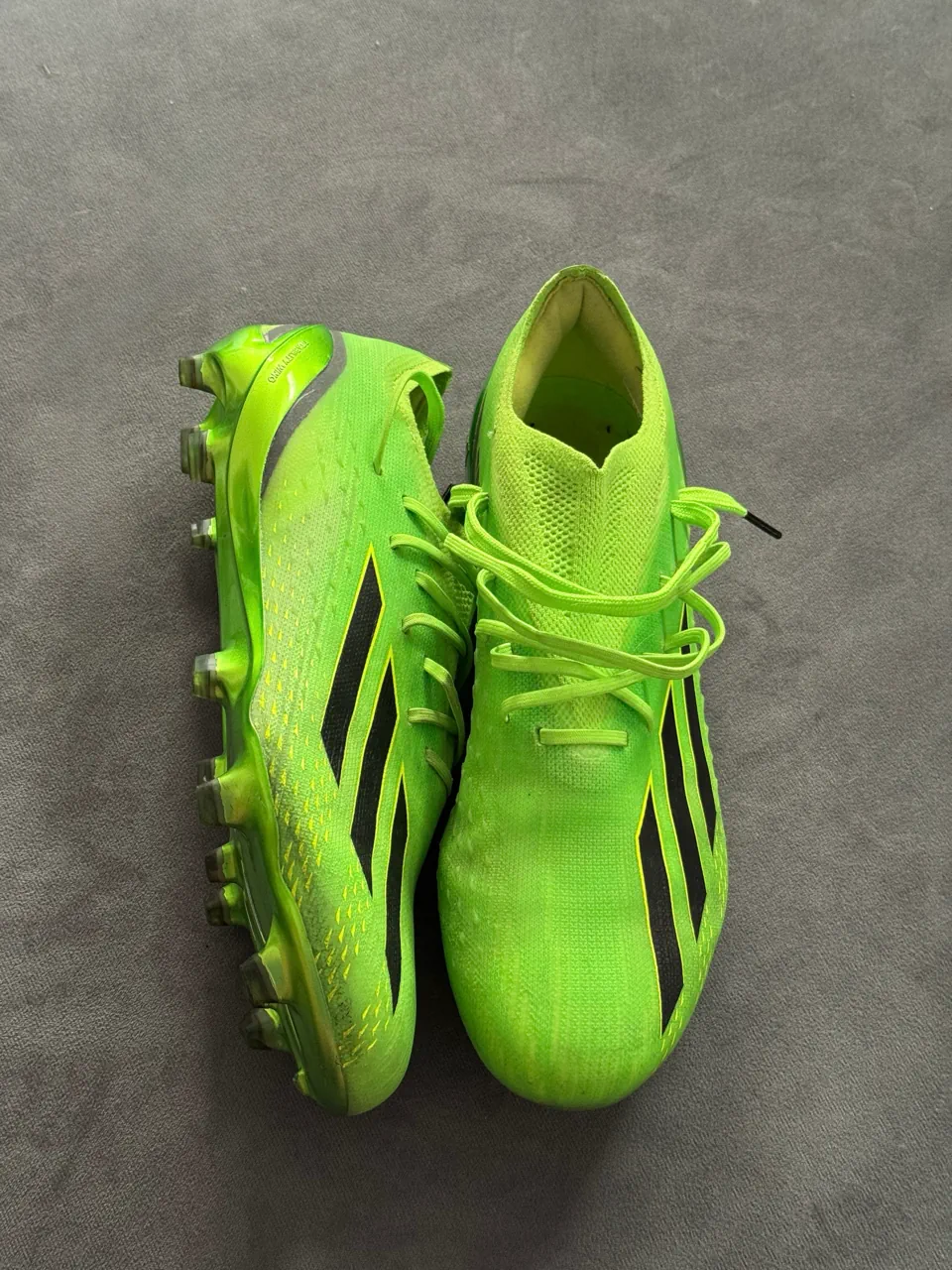 adidas · Talle AR 41