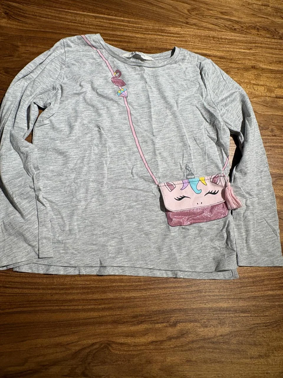 Remera H&M · Talle 8 años / 128 cm