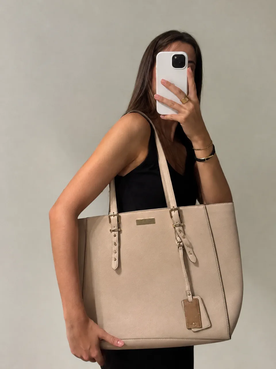 Carvela