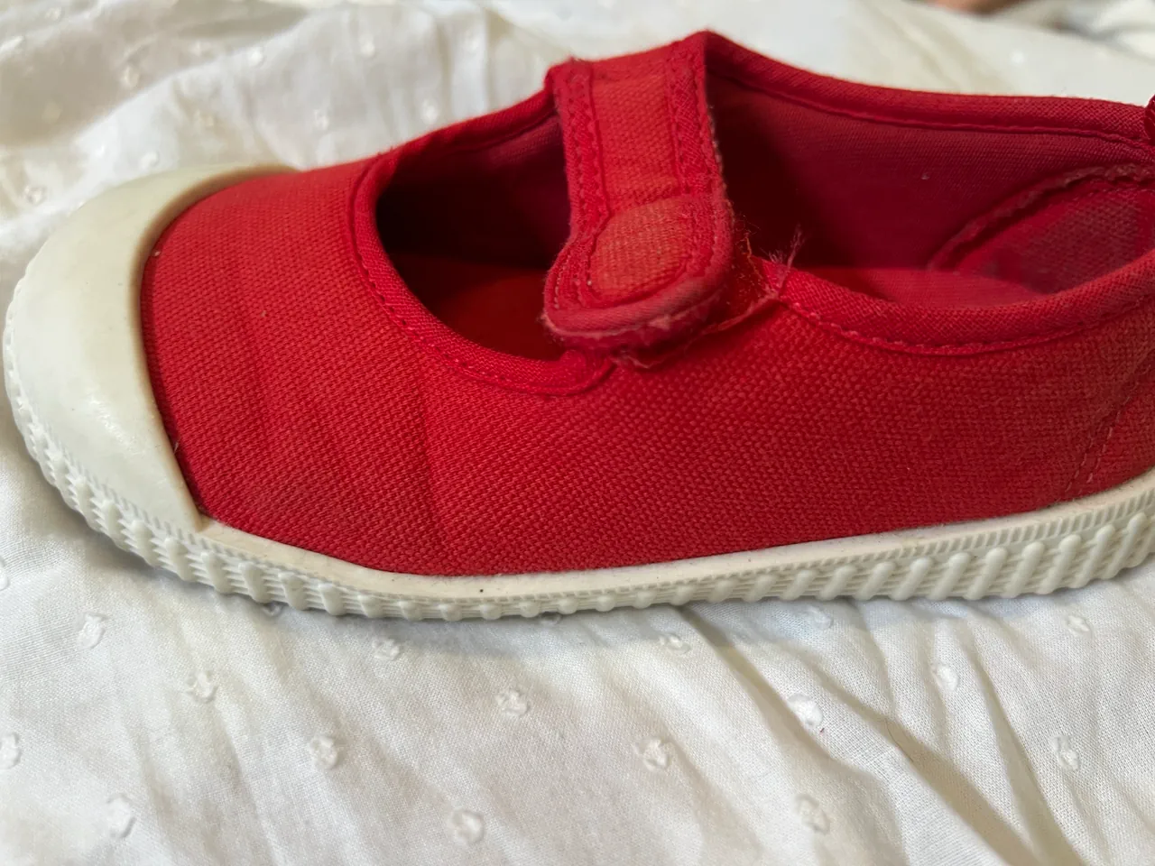 Zapatillas Checky · Talle AR 28
