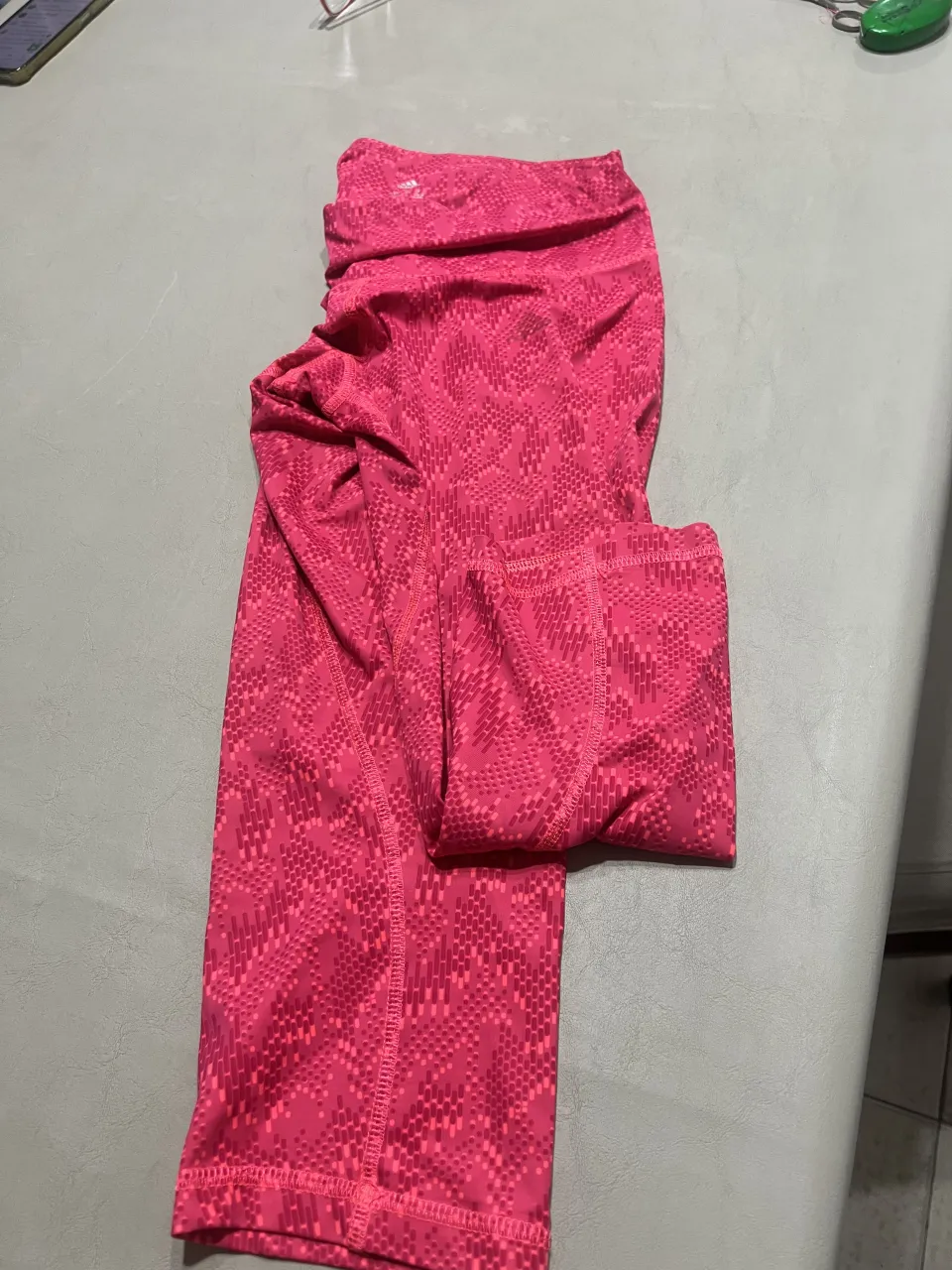 adidas · Talle S