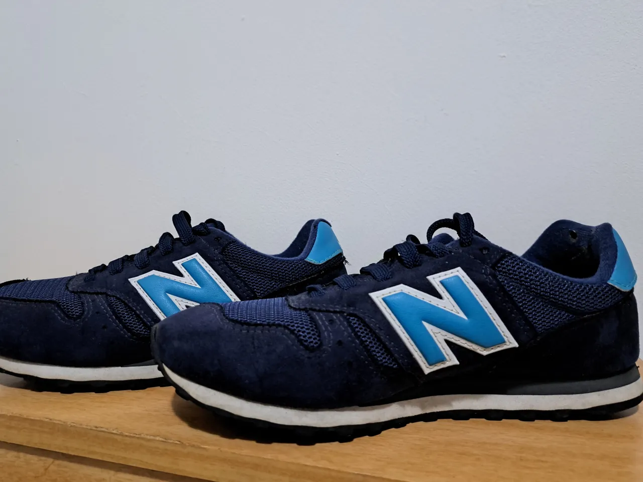 New Balance · Talle AR 37