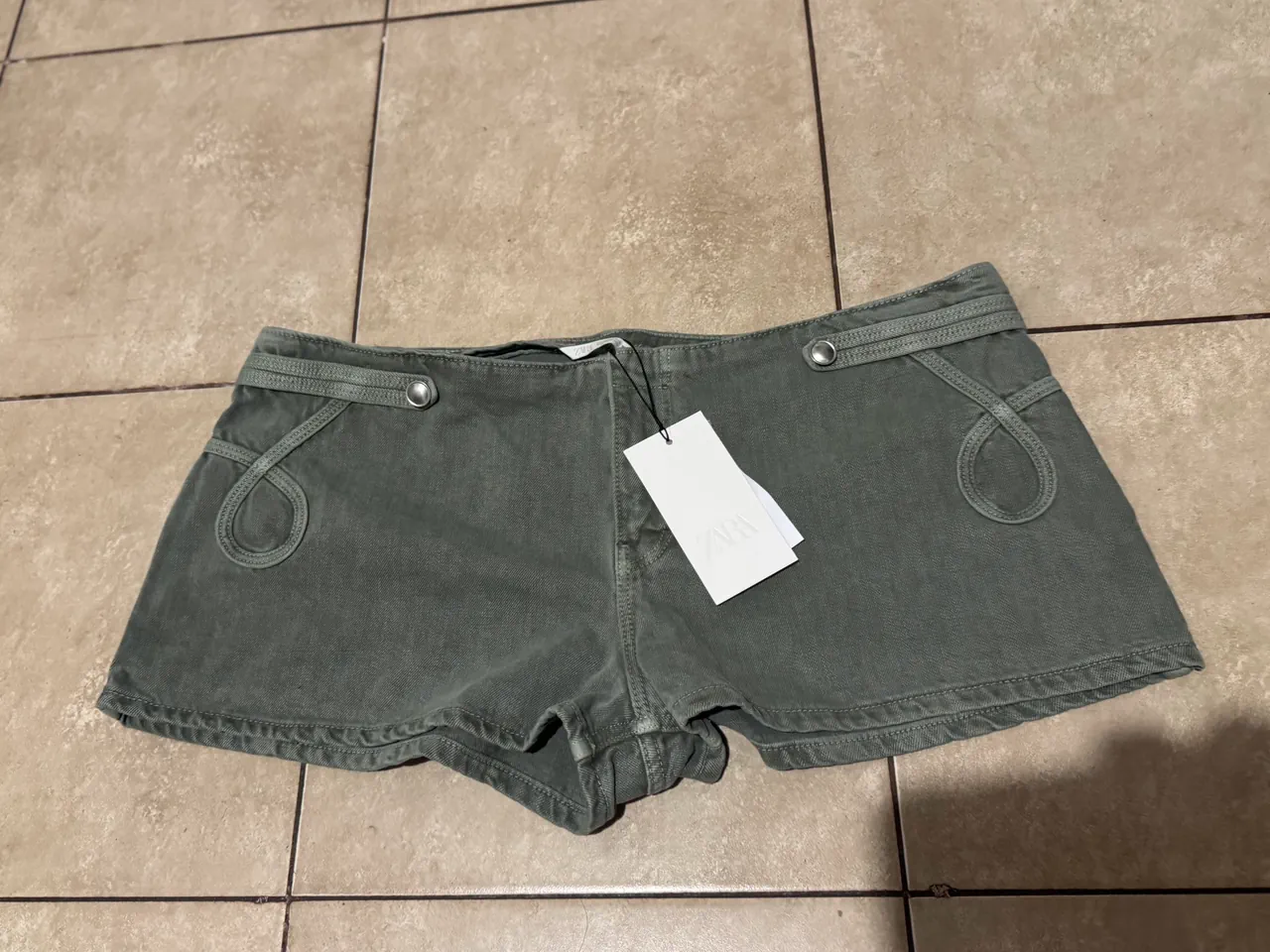 Short Zara · Talle EU 46