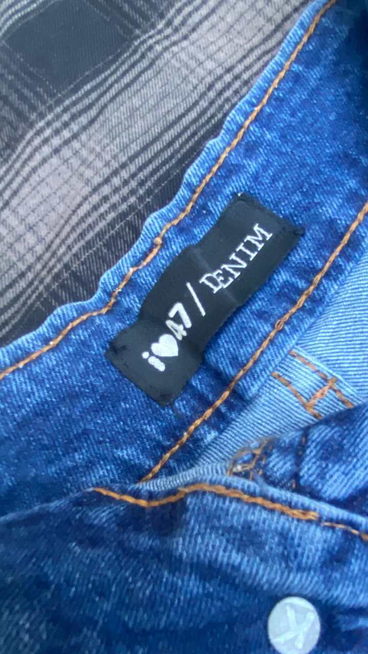 Short 47 Street - imagen 2
