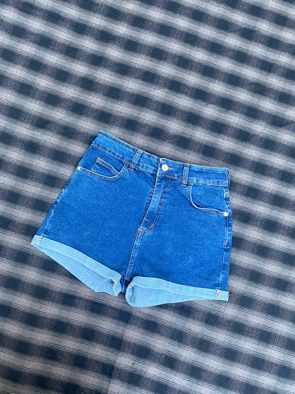 Short 47 Street · Talle S