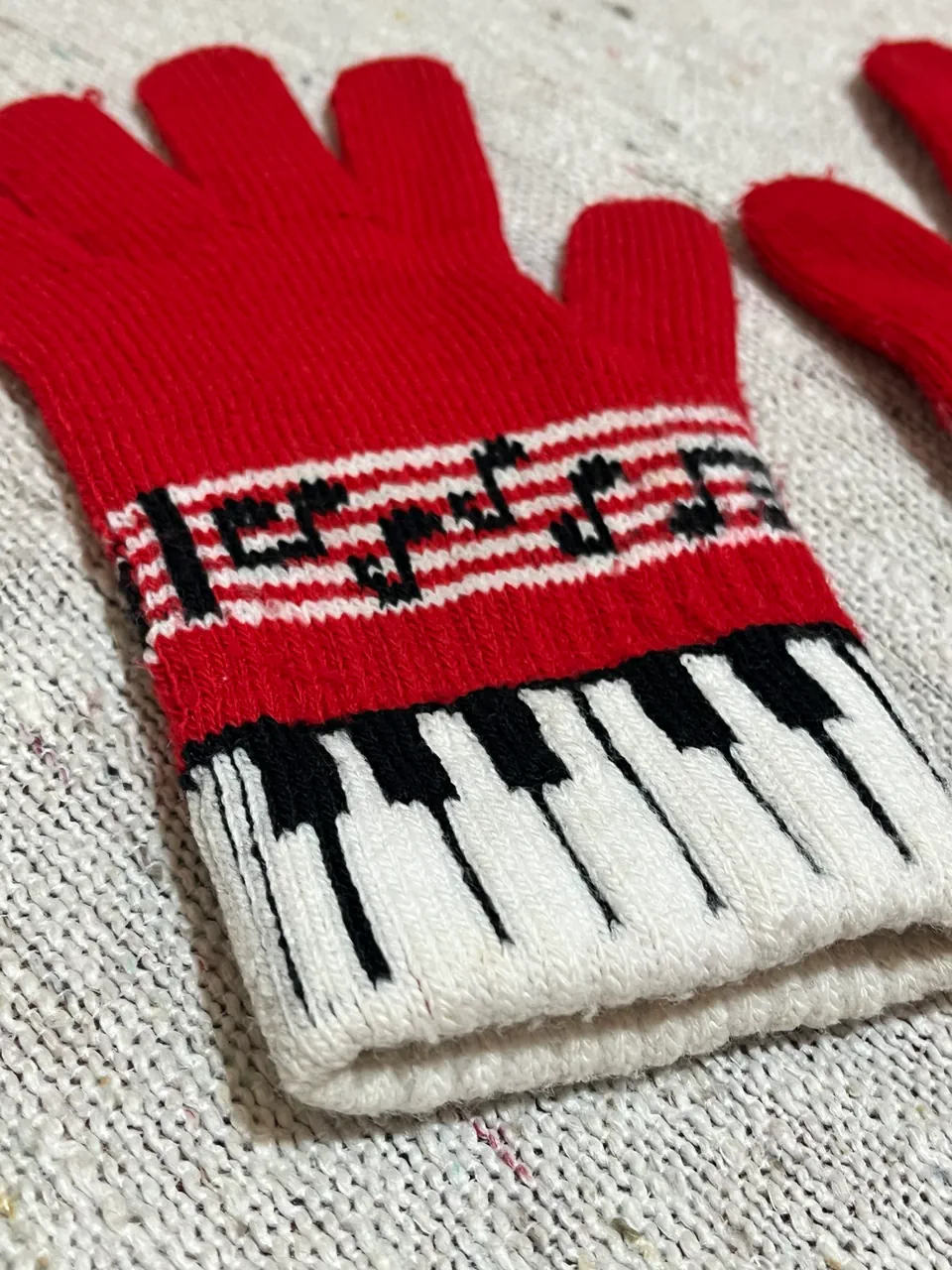 Guantes Musicales - imagen 2