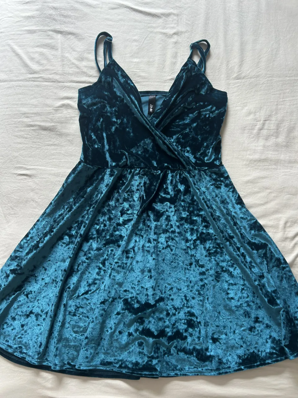 Vestido 47 Street · Talle 2