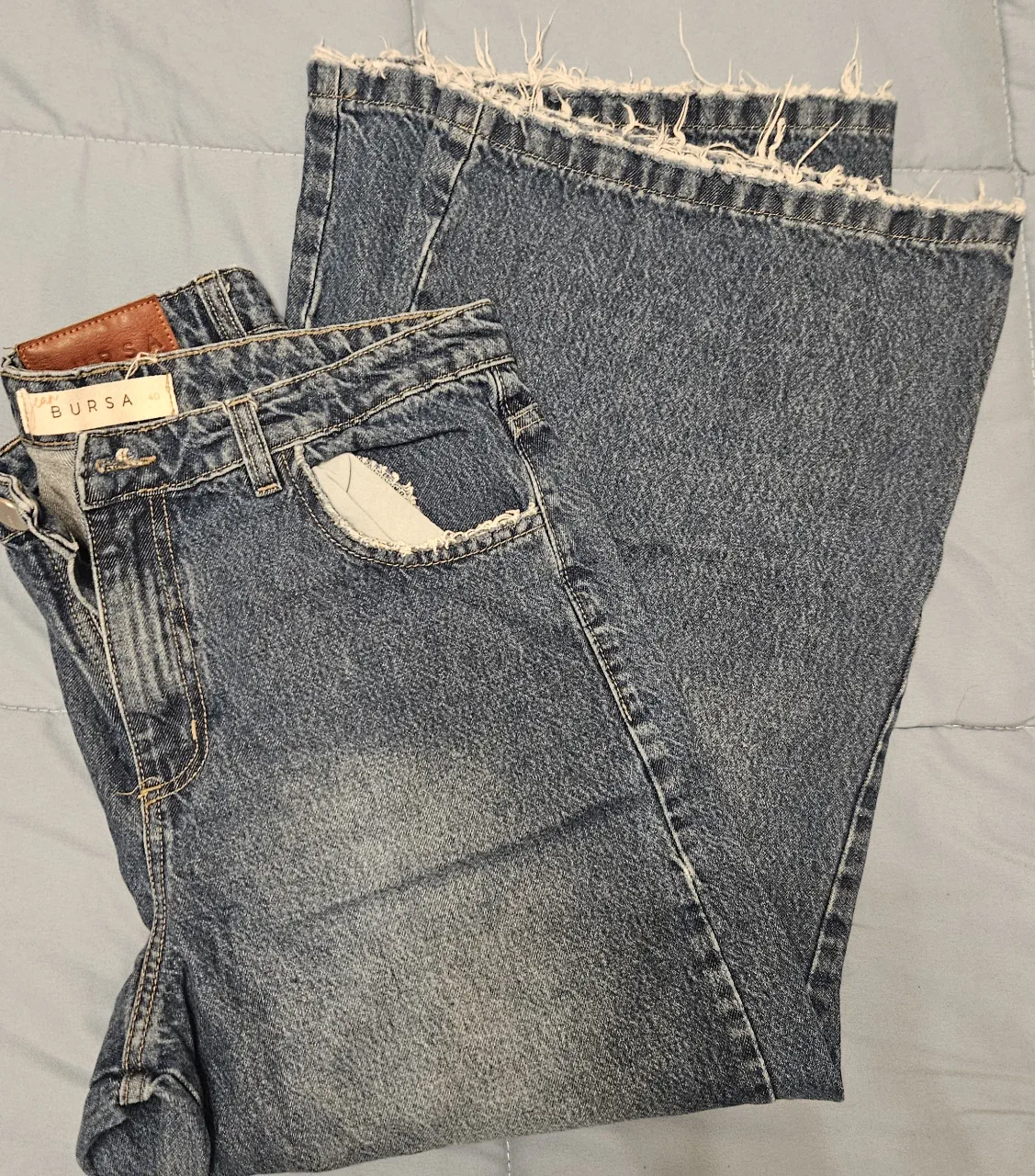 Jean Bursa · Talle L