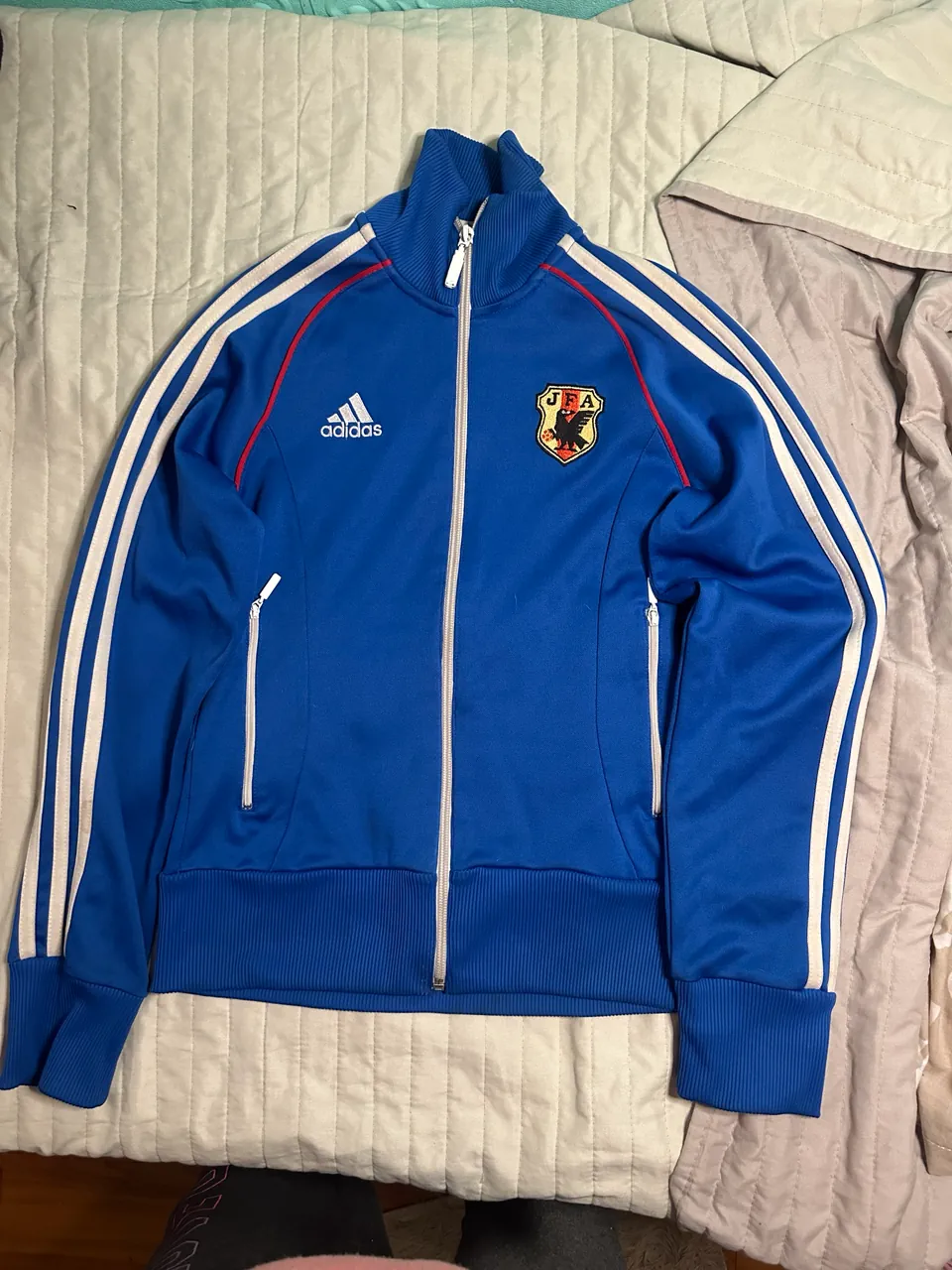Campera adidas · Talle S
