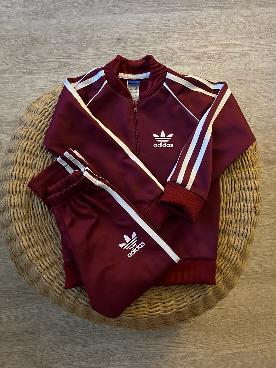 Conjunto adidas - imagen 1