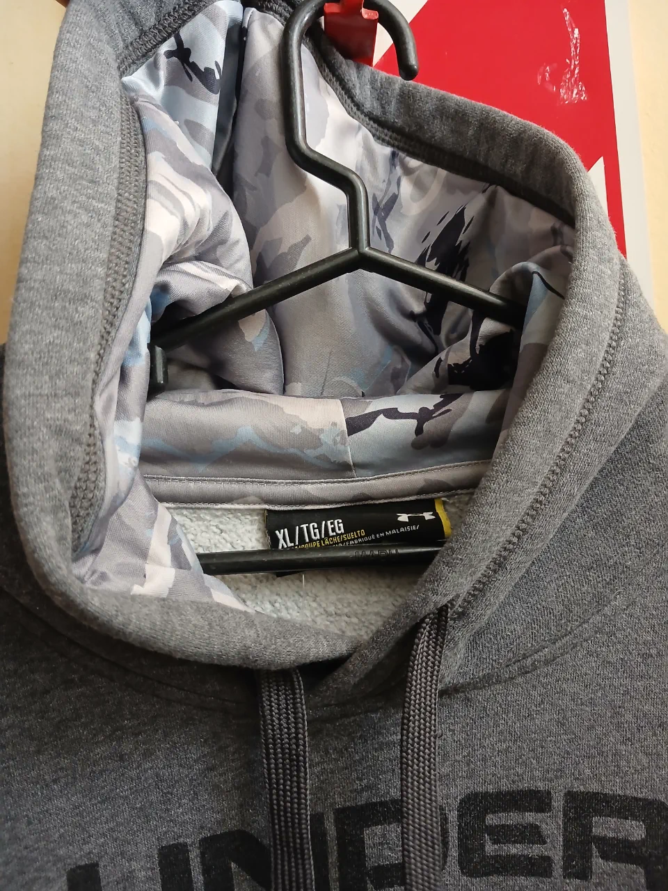 Buzo Under Armour - imagen 3