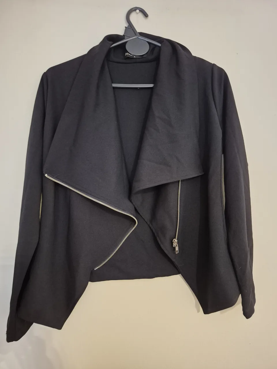 Campera Anonimas - imagen 1