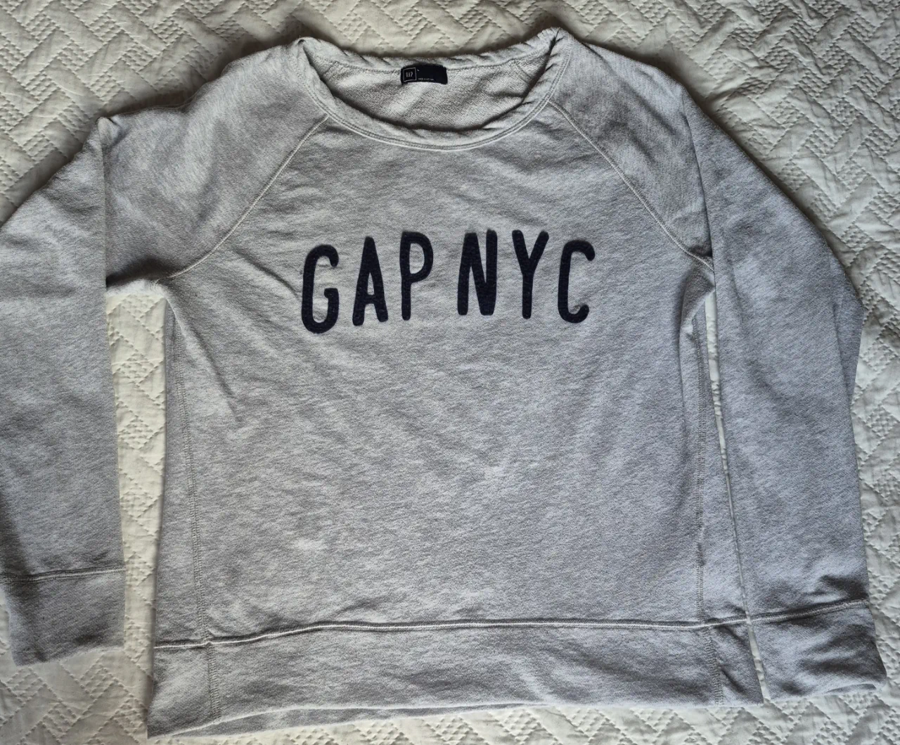 Buzo GAP · Talle L