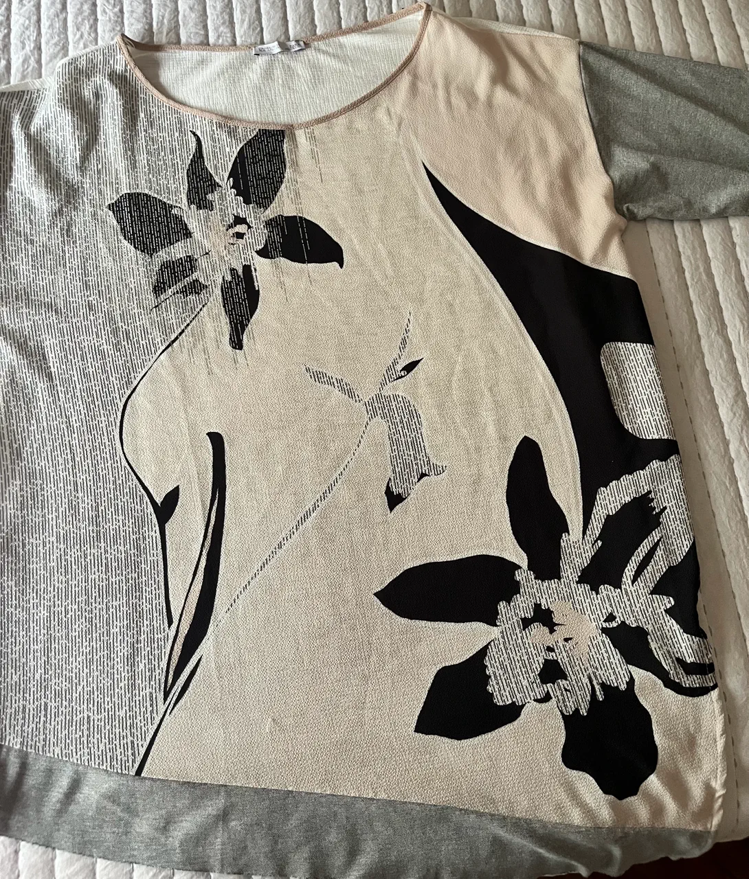Remera Zara · Talle L