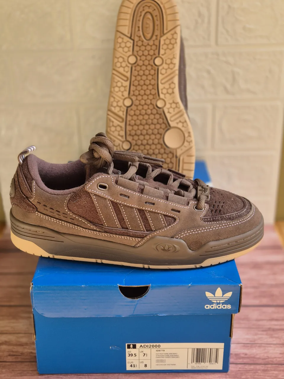 adidas · Talle US 8