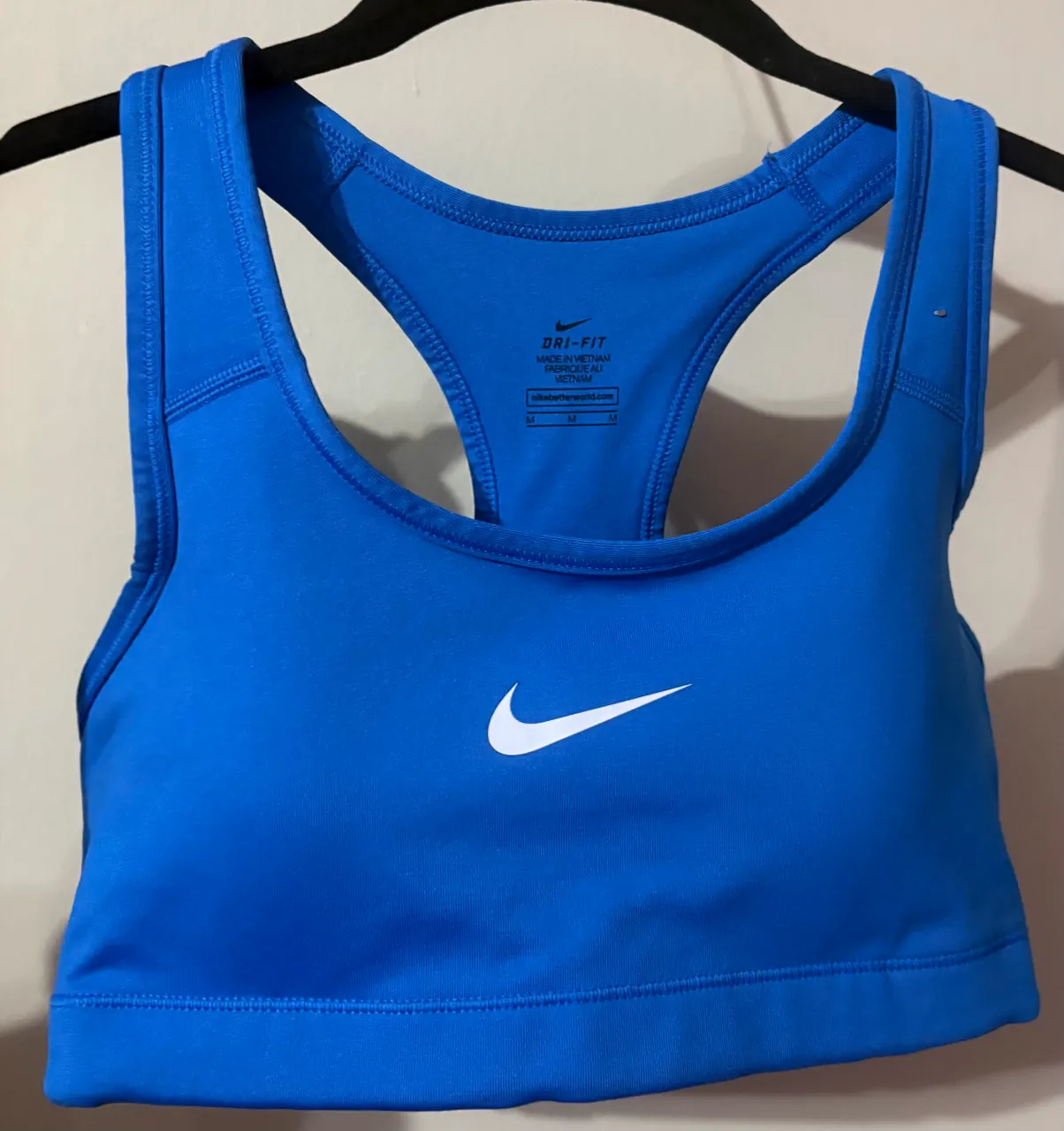 Nike · Talle M