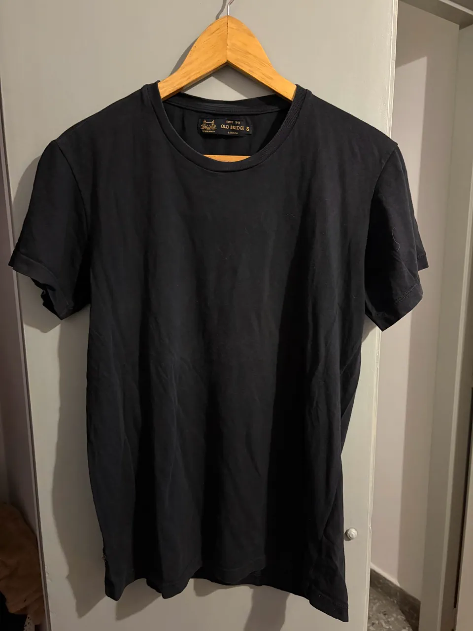 Remera Old Bridge · Talle M