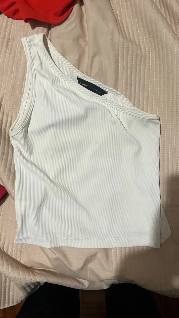 Musculosa Complot - imagen 1
