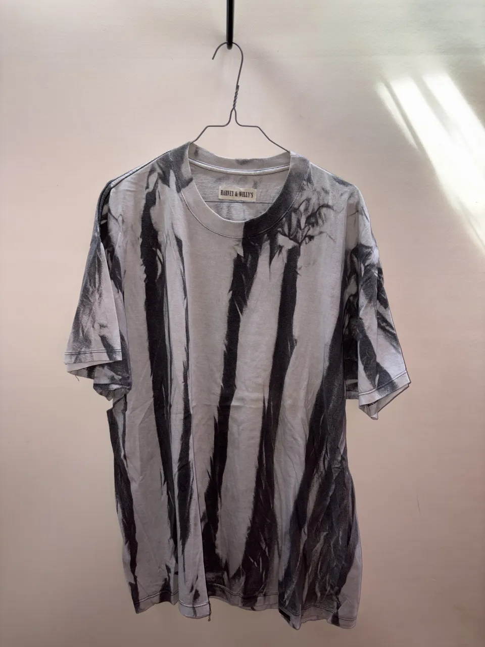 Remera Harvey & Willy’s · Talle L