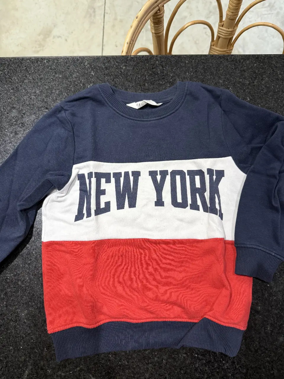 Buzo H&M · Talle 4 años / 104 cm