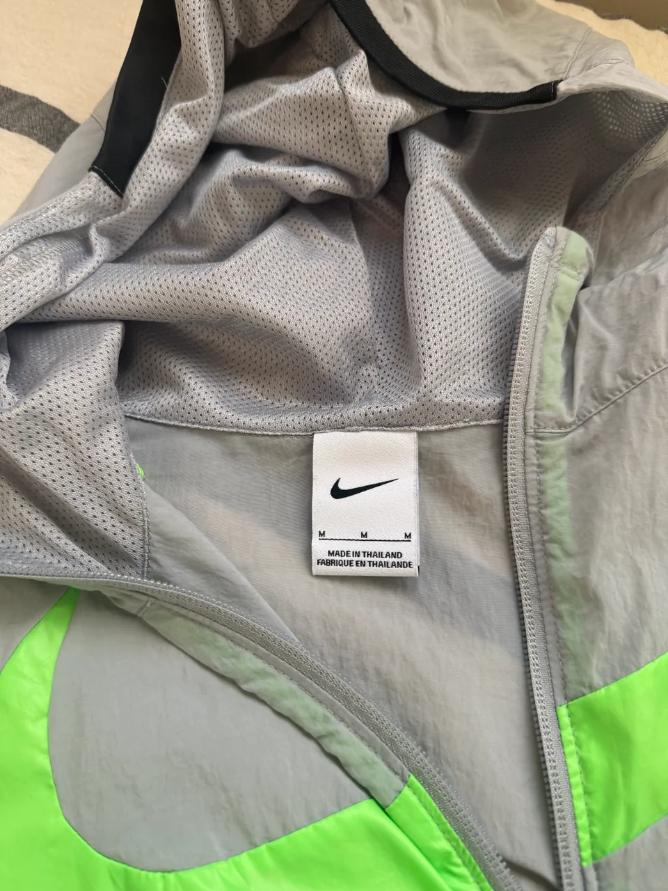 Buzo Nike - imagen 4