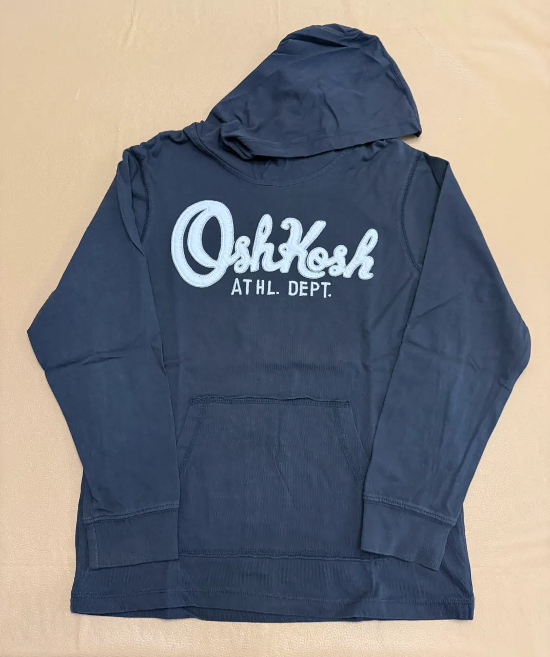 Ropa deportiva Oshkosh b’gosh · Talle 12 años / 152 cm