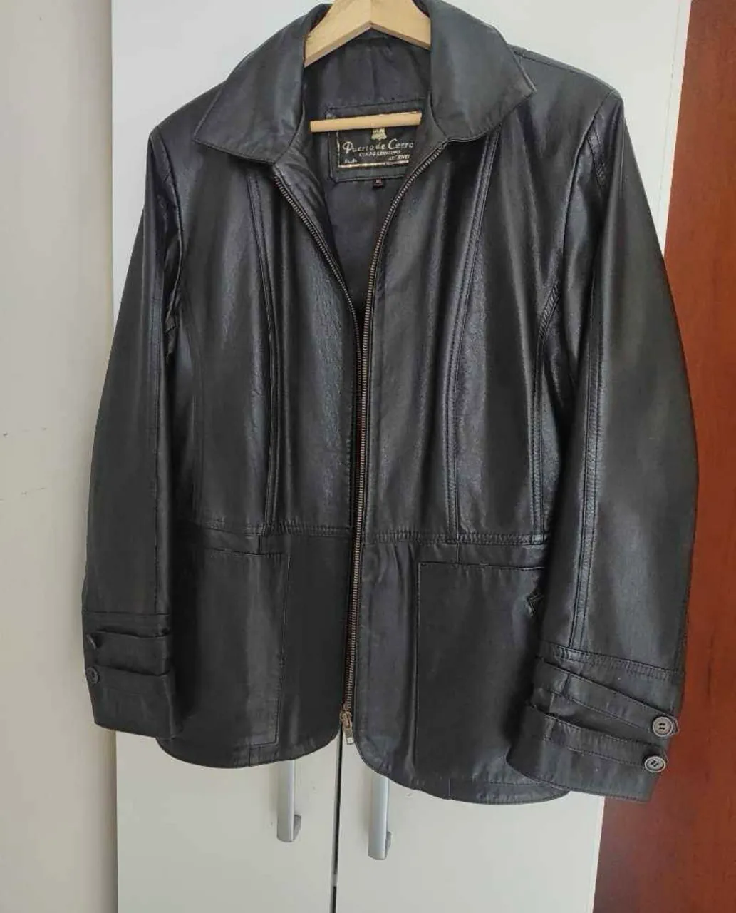 Campera Puerto de cueros - imagen 5