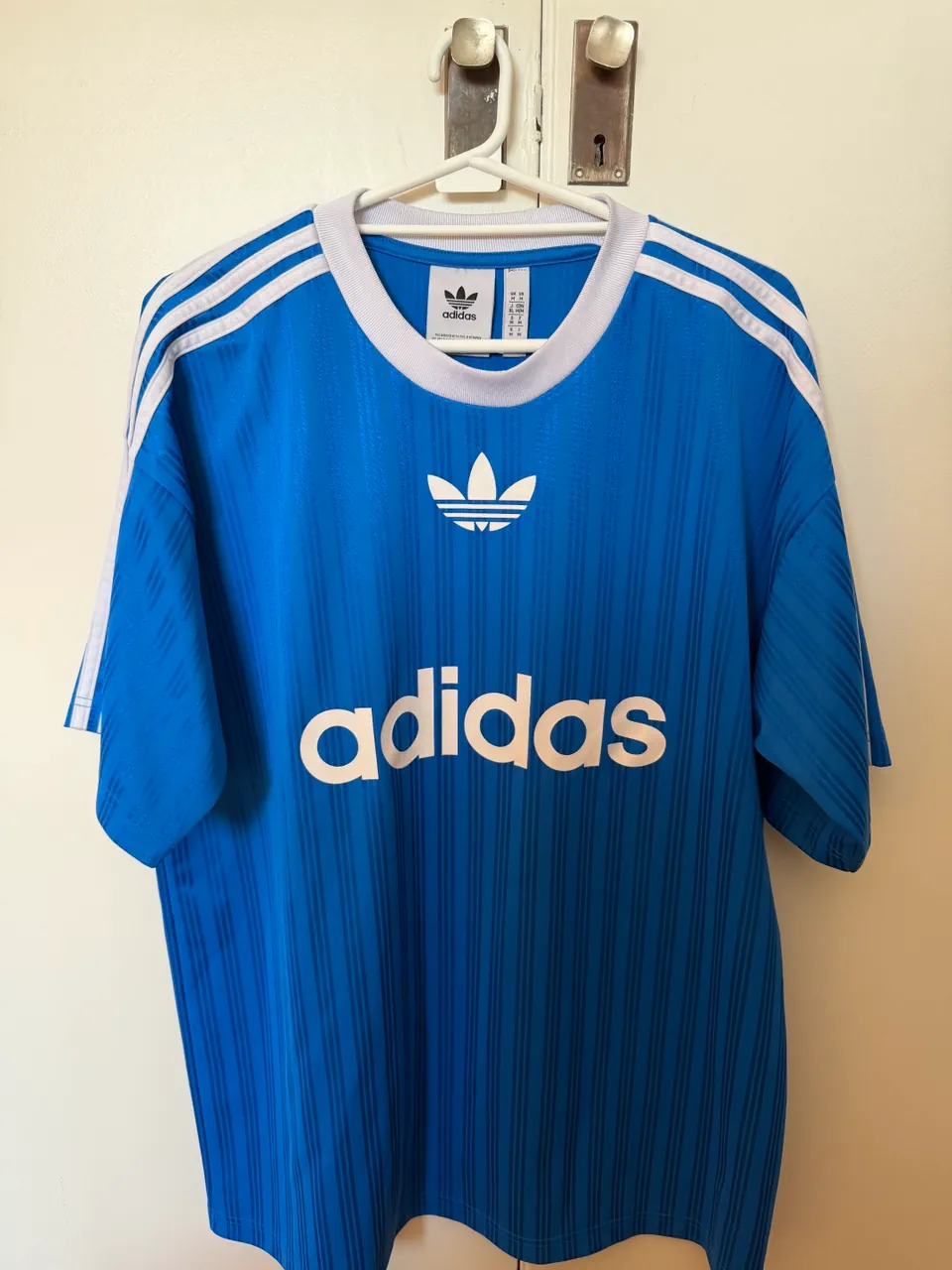 adidas Originals · Talle L