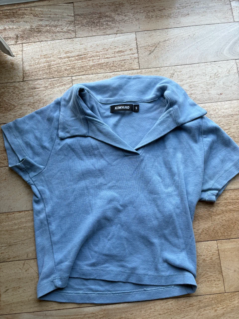 Remera KIWANO · Talle S