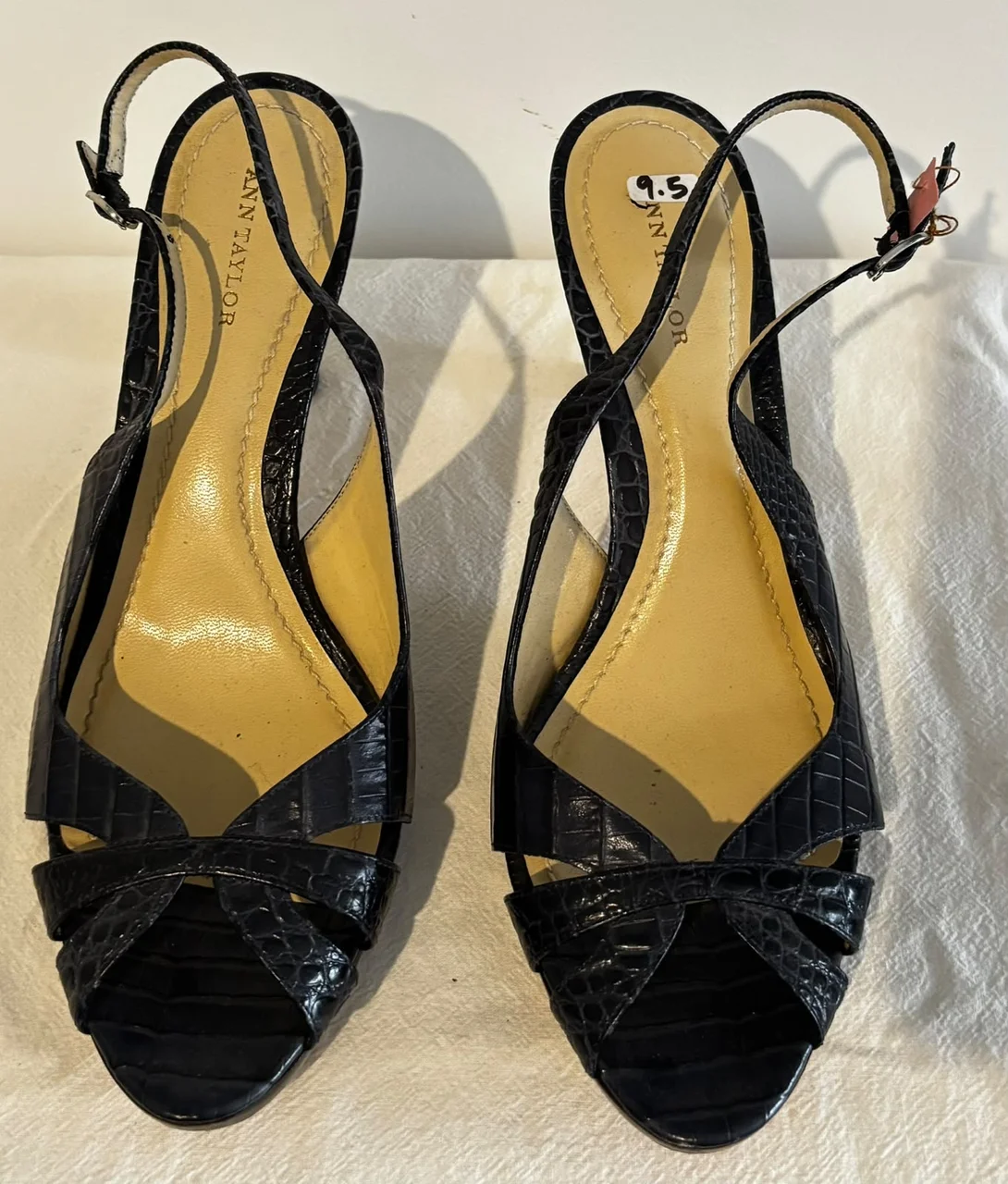 Ann Taylor · Talle US 9.5