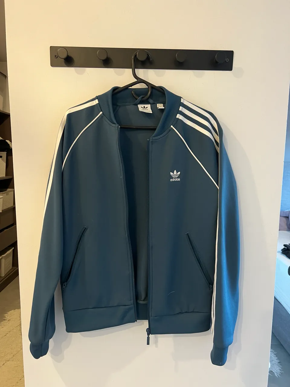 Buzo adidas · Talle S